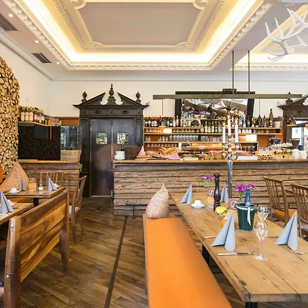 Am Markt Hotel 3*