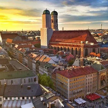 Studio Schwabing Fantastic Sunset View Apartment *