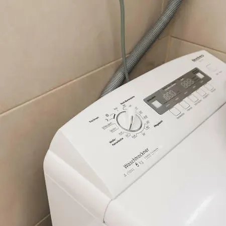 Apartment Souterrain Solln 20min Oktoberfest/zentrum *