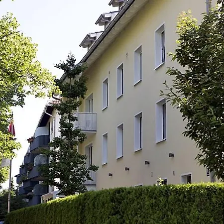 Kriemhild Am Hirschgarten München