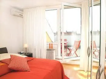 Hotel Frederics Olympiapark 3*