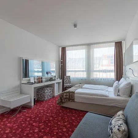 Bayer's Hotel