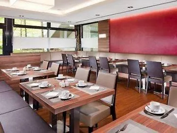 Ξενοδοχείο By Marriott