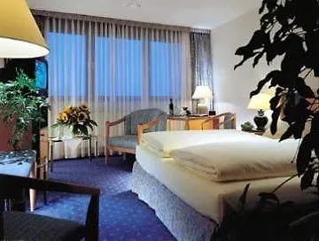 Ξενοδοχείο By Marriott