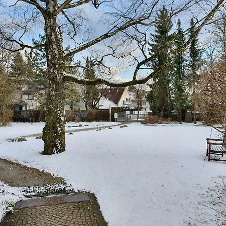 Gasthuis Garden House&east Park-apartments 2*