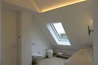 Frederics Serviced Dantestrasse Apartment München