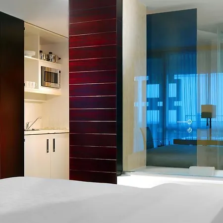 Four Points By Sheraton Arabellapark מלון 4*
