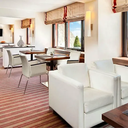 Sheraton Westpark Отель 4*