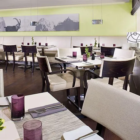 Four Points By Sheraton Arabellapark Hotel 4*