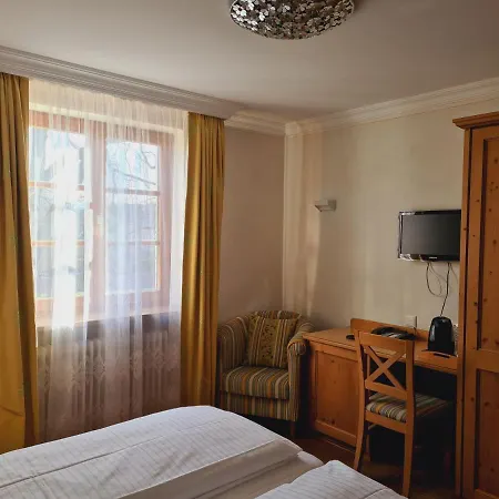 호텔 Landgasthof Deutsche Eiche 3*