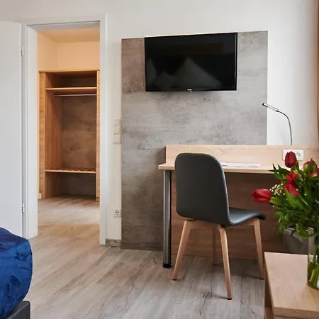 Zur Allacher Muehle Guest house
