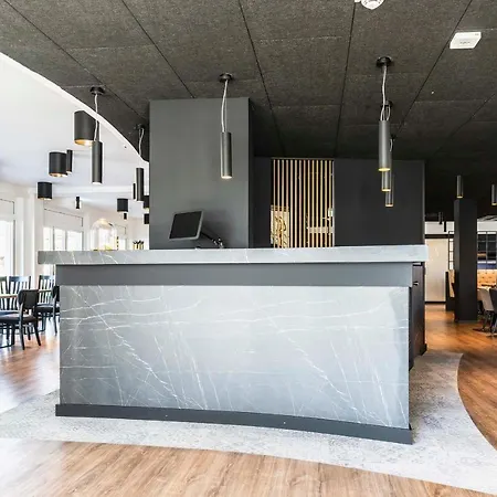 Hotel Abasto Feldmoching 3*