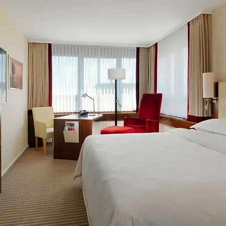 Отель Sheraton Westpark Мюнхен