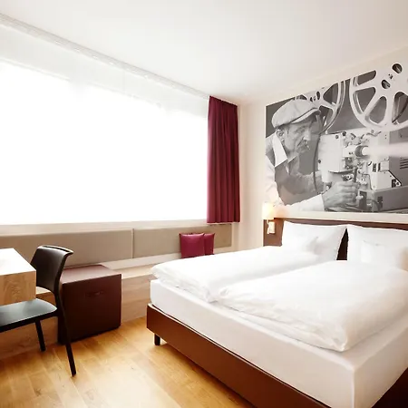Vienna House Easy By Wyndham Otel