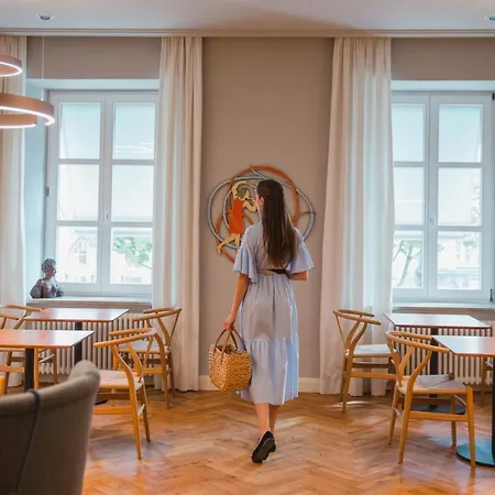 Otel Moma1890 Boutique Münih