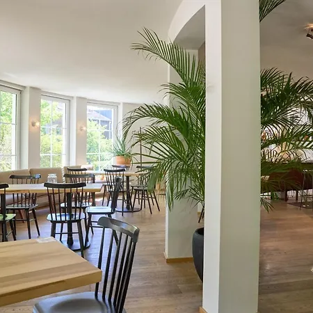 Prinz Myshkin Parkhotel München