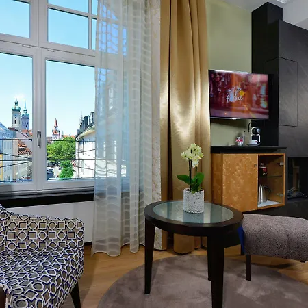 Hotel Torbraeu 4*