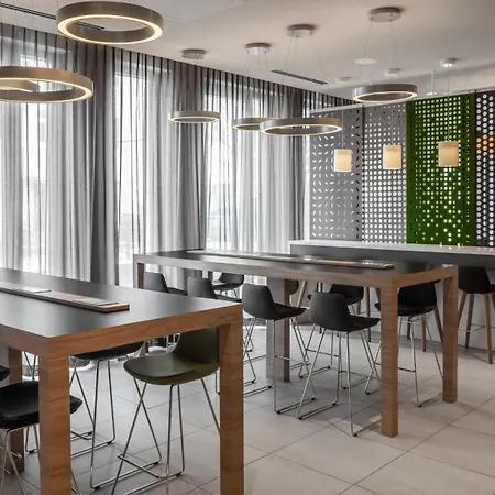 Express - East By Ihg Hotel