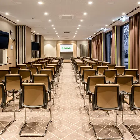 Hotell - East, An Ihg