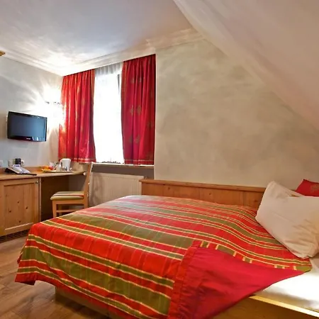 Landgasthof Deutsche Eiche 3* 뮌헨