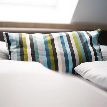 Max Serviced Apartman