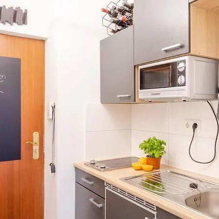 Stilvolles Im Laessigsten Viertel Lägenhet