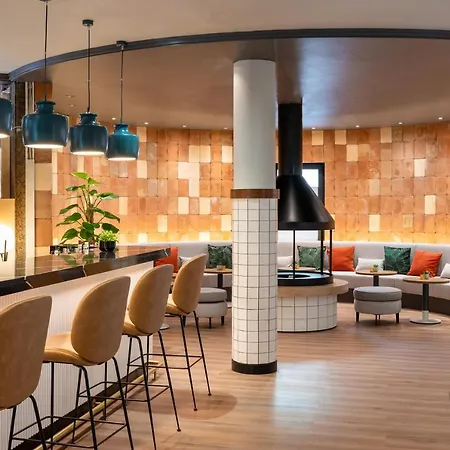 מלון Center Affiliated By Melia