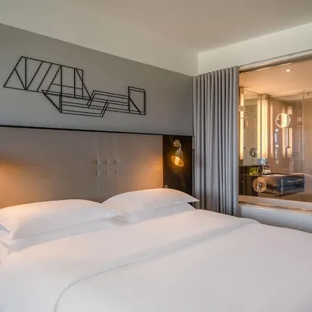 Four Points By Sheraton Arabellapark Hotel