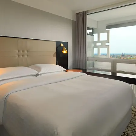 Four Points By Sheraton Arabellapark 4*
