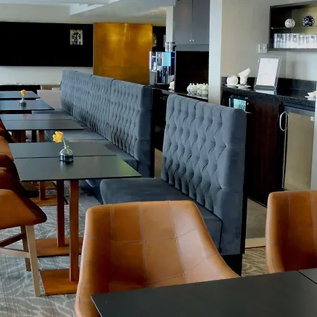 Hotel Hilton Park 4*