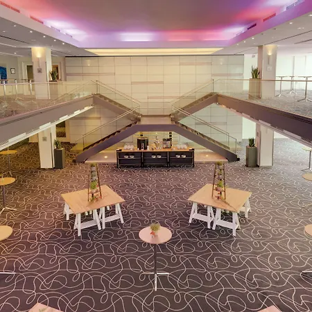 Hilton Park 4* München