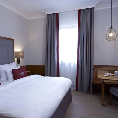Platzl Hotel 4*