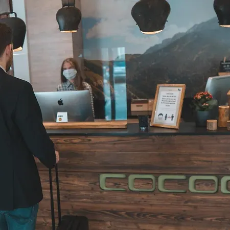 Hotel Cocoon Hauptbahnhof 4*