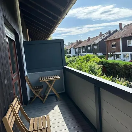 Lichtdurchflutete 90 M2 Drei Duplexwohnung In Altperlach 아파트 *