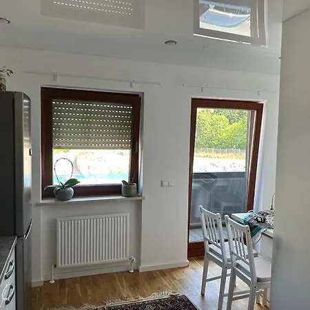 Lichtdurchflutete 90 M2 Drei Duplexwohnung In Altperlach 아파트