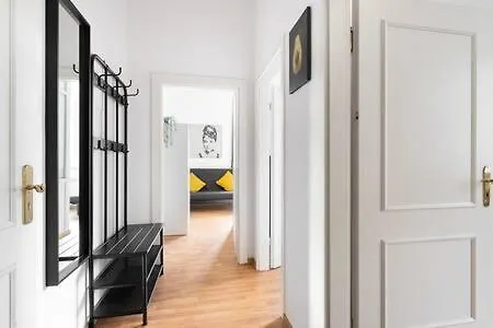 2bedroom In Historic Near Nymphenburg Palace * 뮌헨