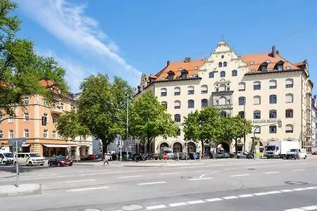 Oktoberfest Oasis For Up To 12 Apartment *
