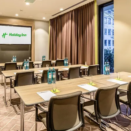 - East, An Ihg Hotell 4*