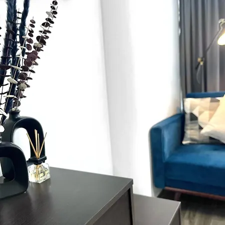 Leni Living - Riesig! Repraesentativ! Ruhig! Apartment *
