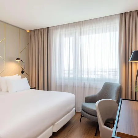 Hotel Nh Collection Bavaria 4*