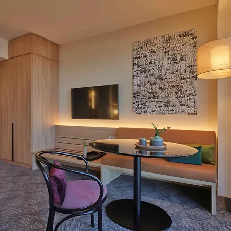 Aparthotel Adina München