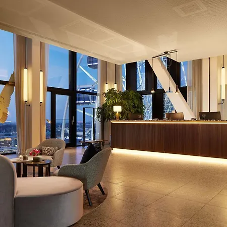 Adina Aparthotel 4*