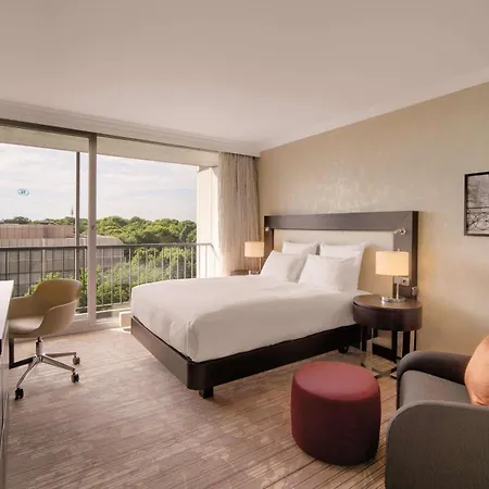 Hilton Park Hotell