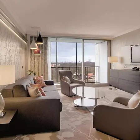 Hotell Hilton Park 4*