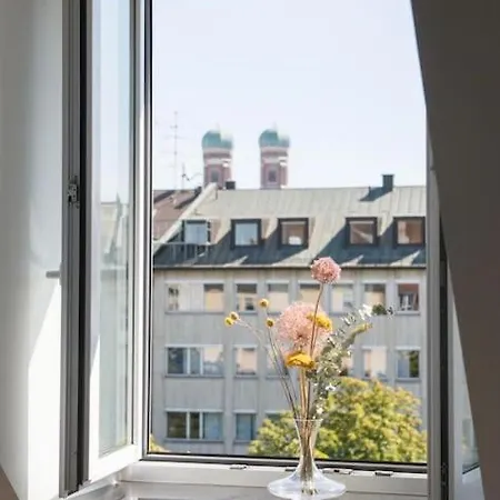 Hemingway Penthouse With Fireplace/chimney Mnichov