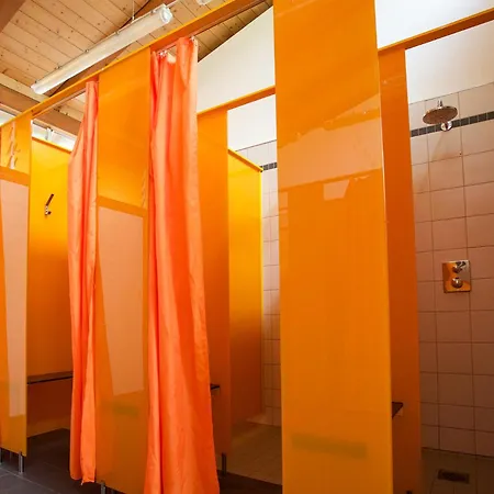 The Tent - Youth Only - Buchung Leider Nur Bis 30 Jahre Moeglich! Hostel Μόναχο