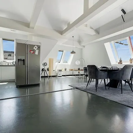 아파트 6 Maisonette-penthouse Pool Dachterrasse Luxus