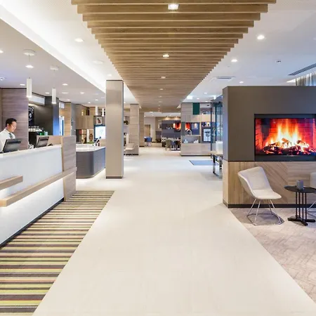 - East, An Ihg Hotel Munique
