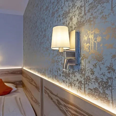 Brack Hotel 3*