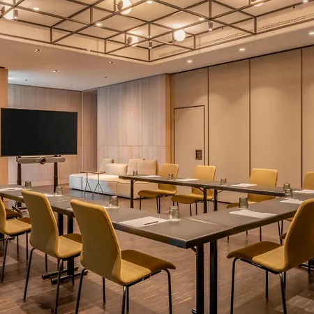 Marriott West